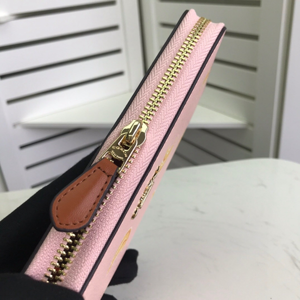 コーチ財布素材ディテール